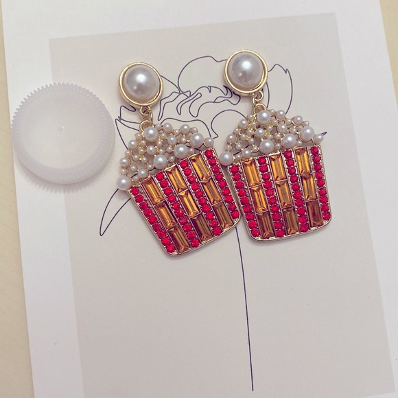Popcorn Earrings Fun Unique - Picture 4 of 4